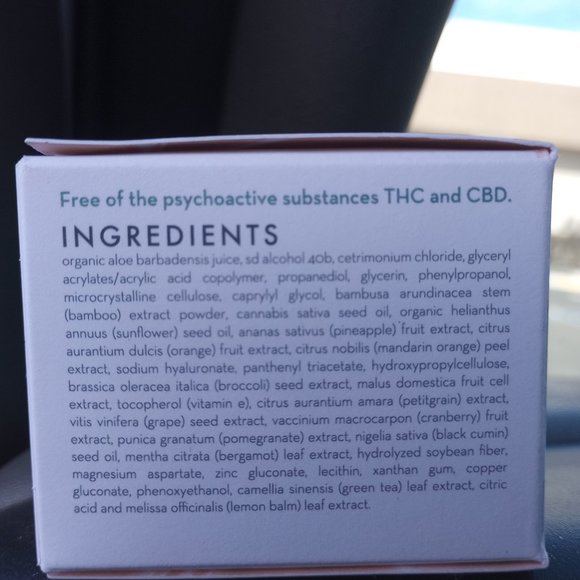 High. High maintenance. Cannabis peeling mask - Picture 3 of 4